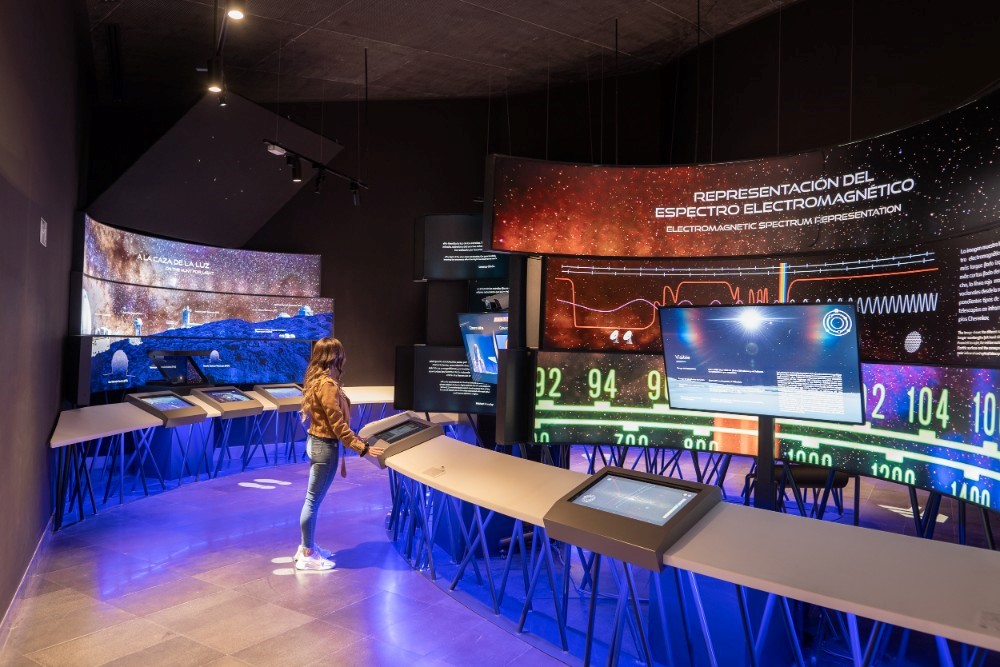 Space visitor center open to the public